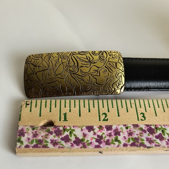 Stylish Black Belt with Ornate Gold Buckle - Picture 9 of 14